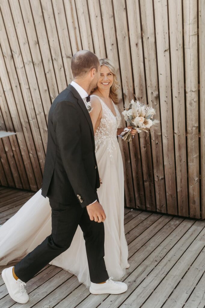 Brautpaar in Hochzeitslocation in Luxemburg - Hochzeitsplanung Mia Weydert